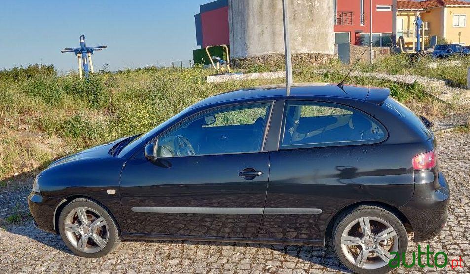 2006' SEAT Ibiza photo #1