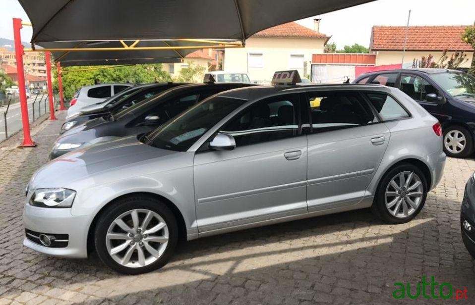 2012' Audi A3 Sportback photo #1