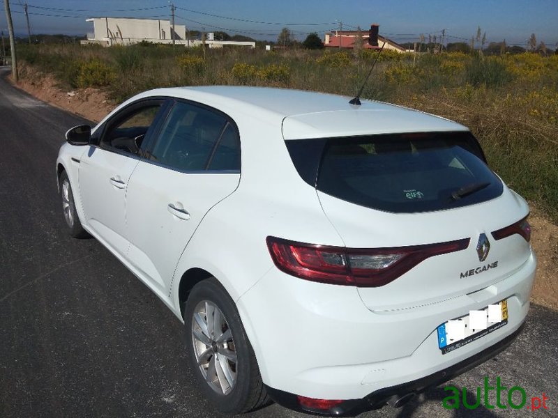 2017' Renault Megane photo #3