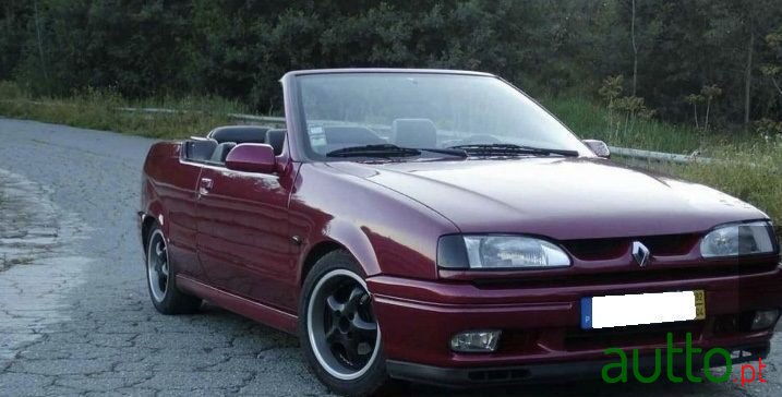 1992' Renault 19 photo #1