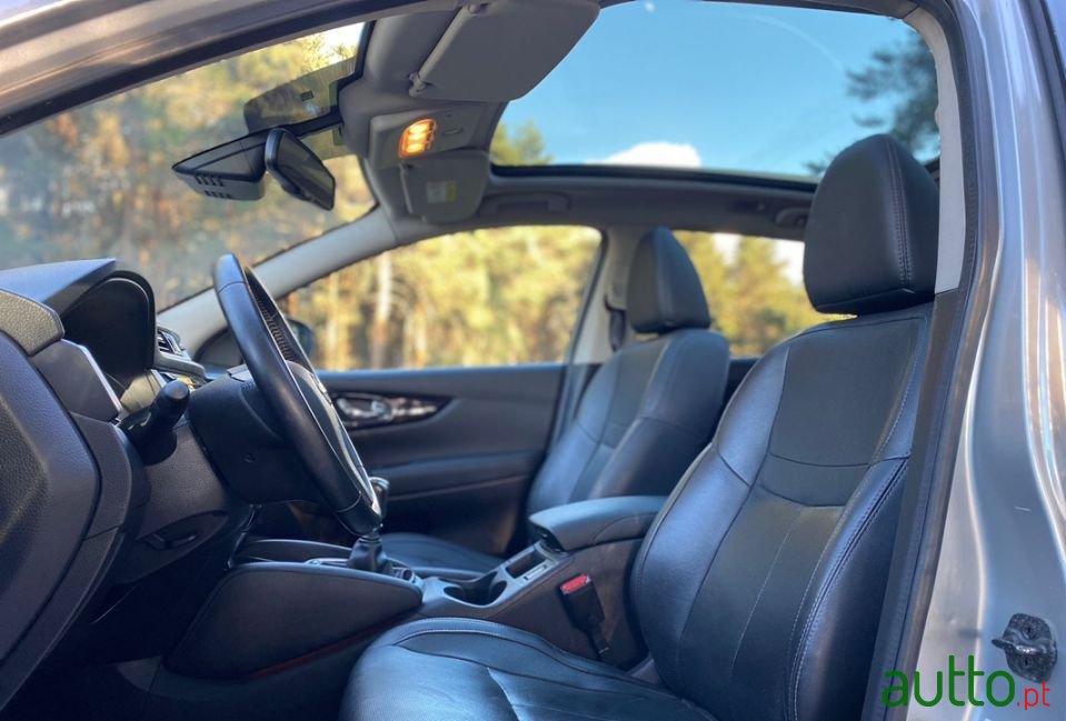 2014' Nissan Qashqai 1.6-Dci photo #6