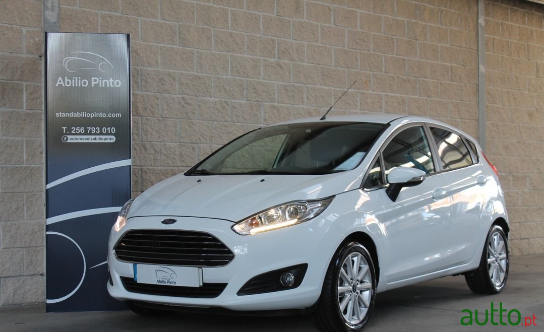 2017' Ford Fiesta photo #1