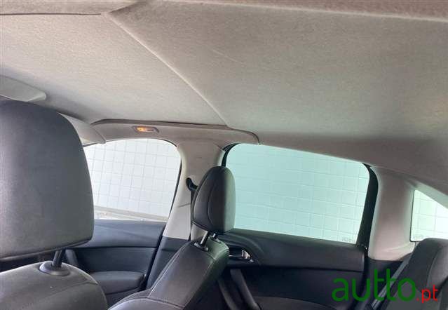 2011' Citroen C3 photo #4