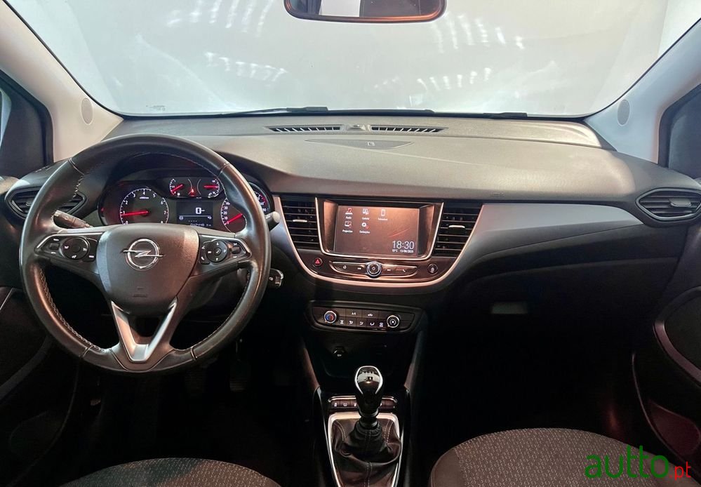 2023' Opel Crossland photo #2
