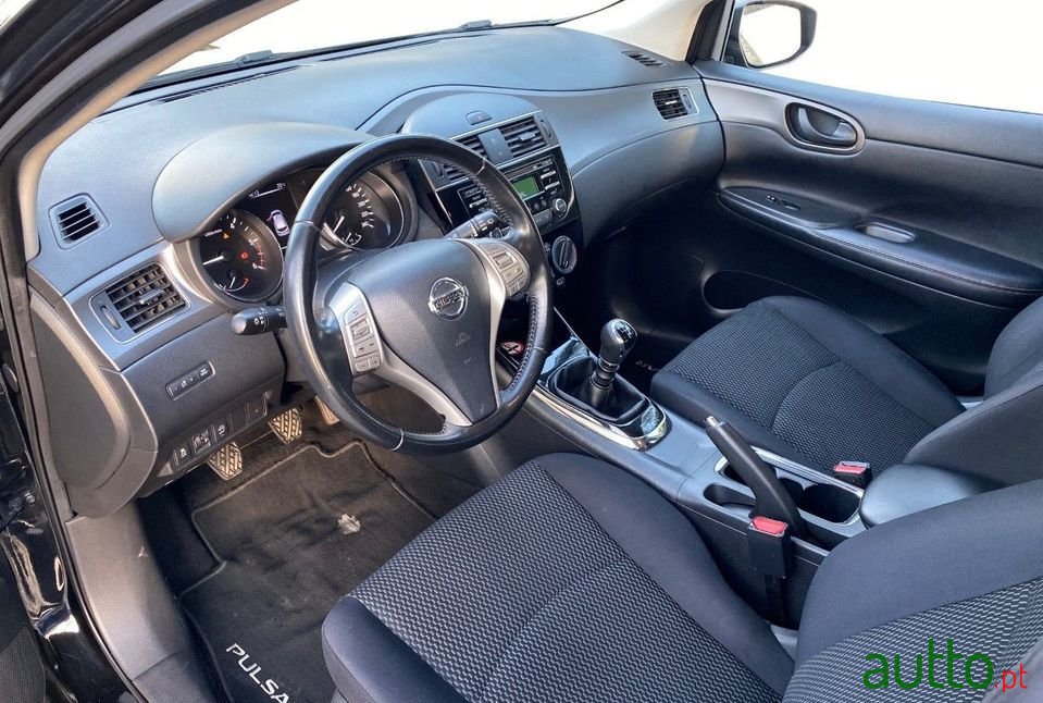 2015' Nissan Pulsar photo #6