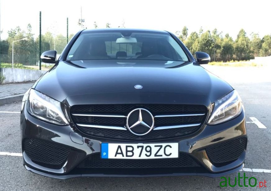 2015' Mercedes-Benz C-200 photo #2