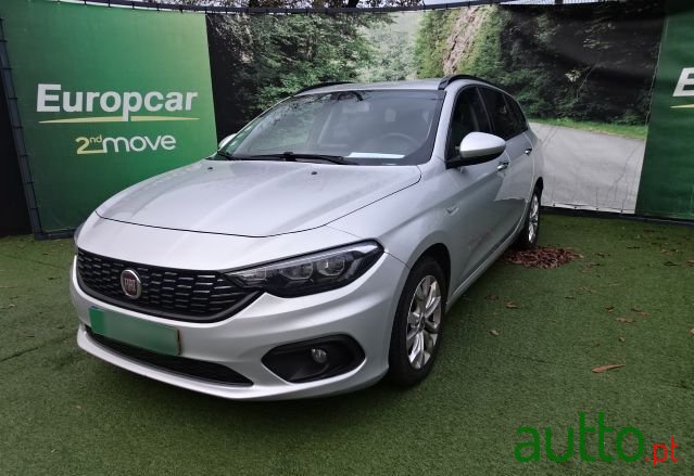2018' Fiat Tipo Station Wagon photo #1