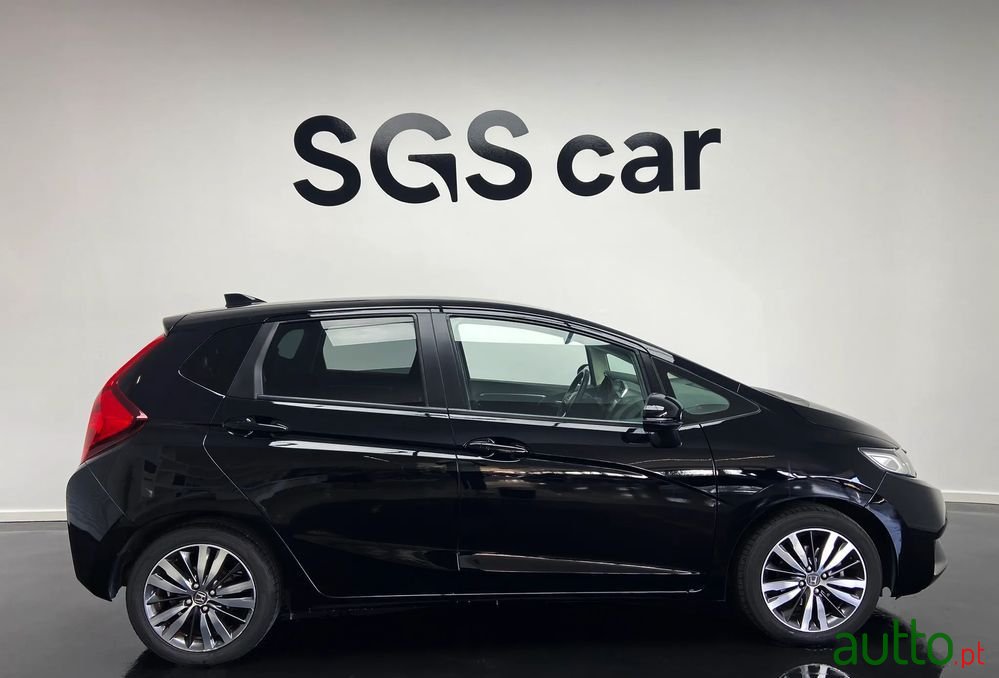 2017' Honda Jazz photo #5