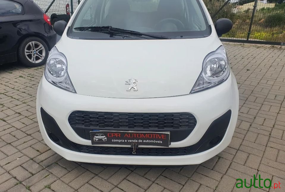 2013' Peugeot 107 photo #1