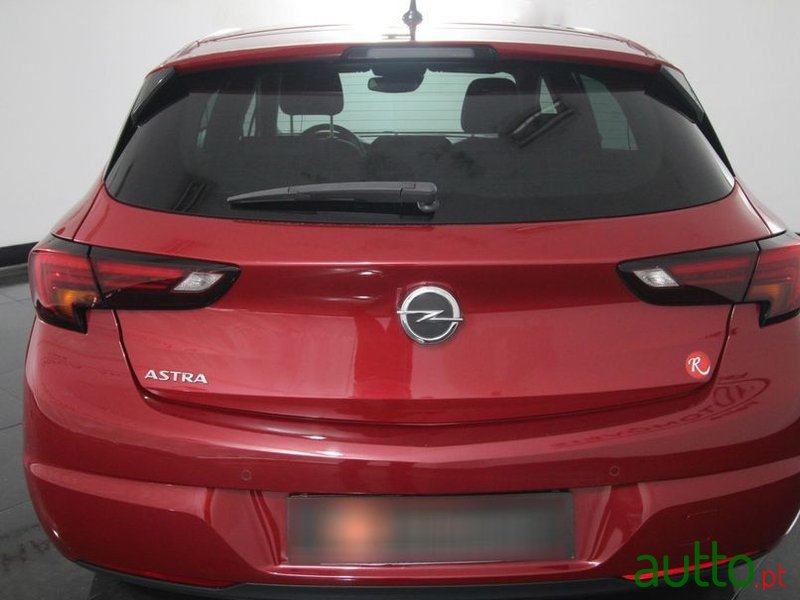 2019' Opel Astra 1.2 T Ultimate S/S photo #4