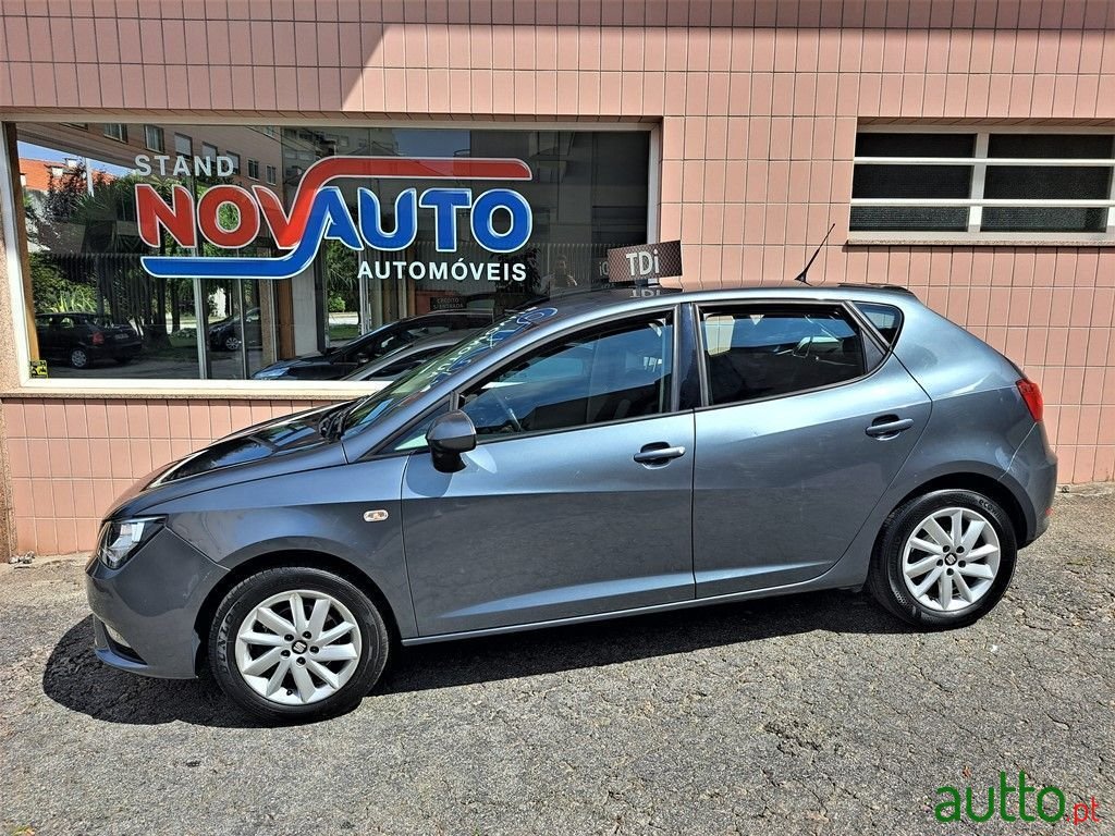 2014' SEAT Ibiza photo #5