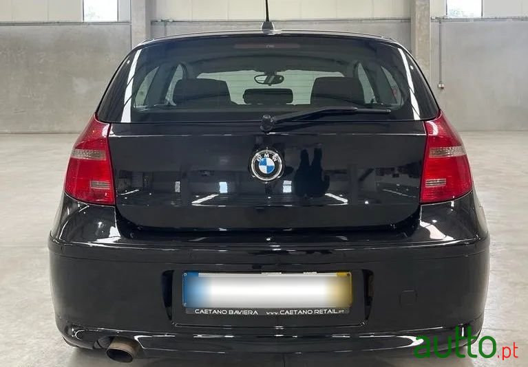 2009' BMW 118 D photo #6