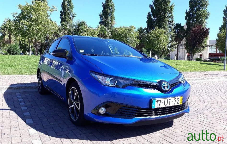 2018' Toyota Auris photo #1