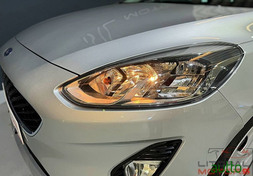 2020' Ford Fiesta photo #4