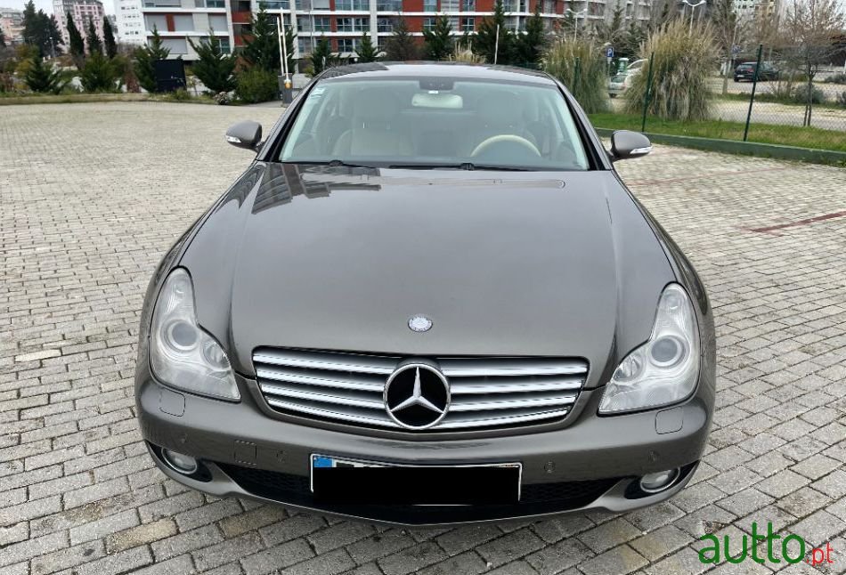 2006' Mercedes-Benz Cls-350 photo #2