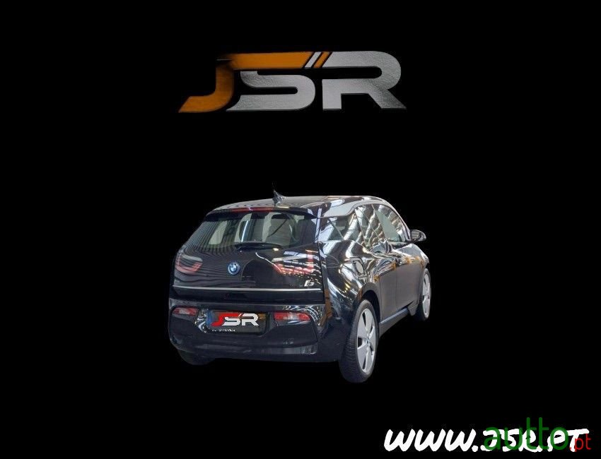 2018' BMW Série I (94 Ah) photo #2