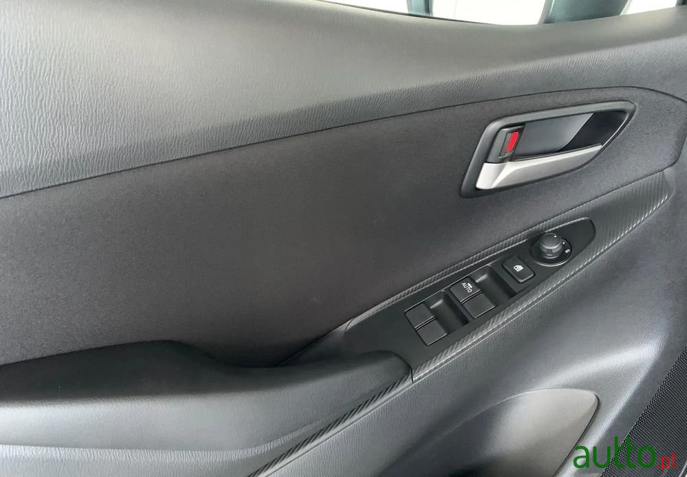 2023' Mazda 2 photo #5