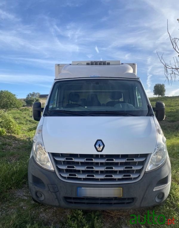 2014' Renault Master III photo #1