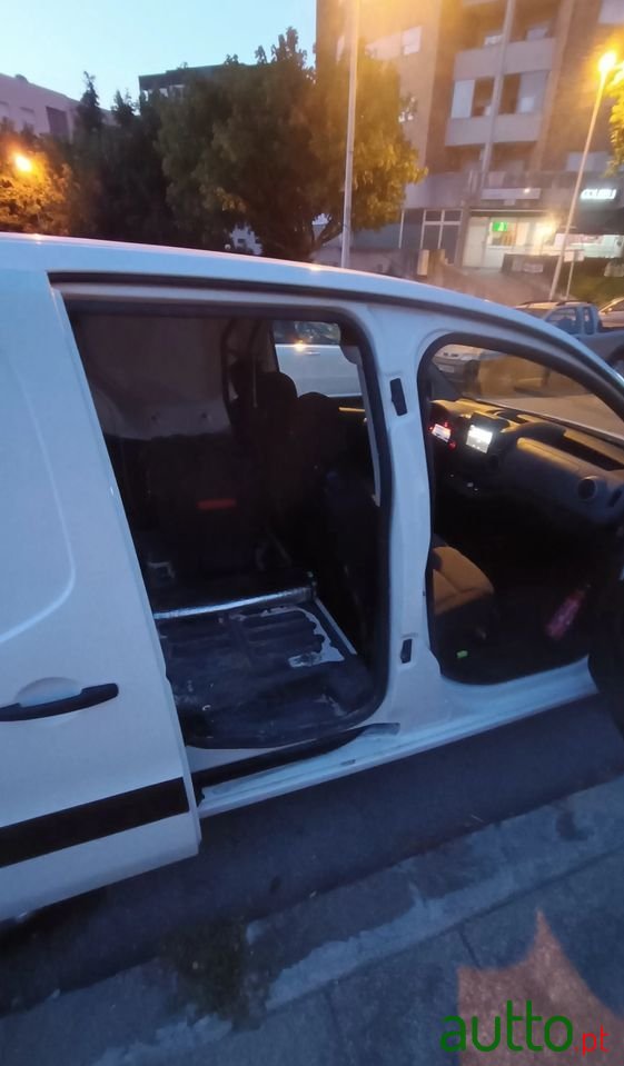 2017' Citroen Berlingo 1.6 Bluehdi Feel Etg6 photo #5