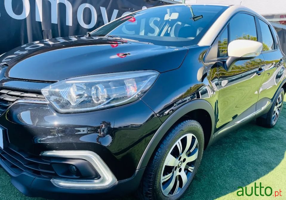 2017' Renault Captur photo #5