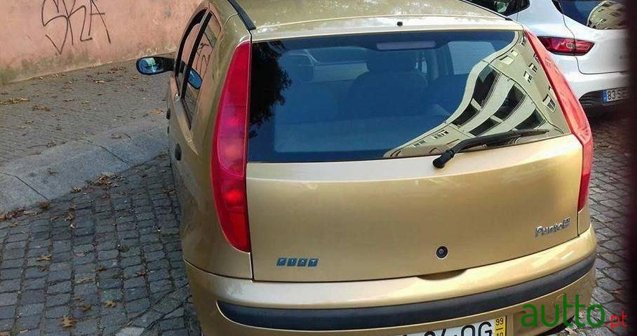 1999' Fiat Punto photo #1