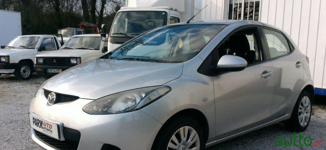 2009' Mazda 2 photo #1