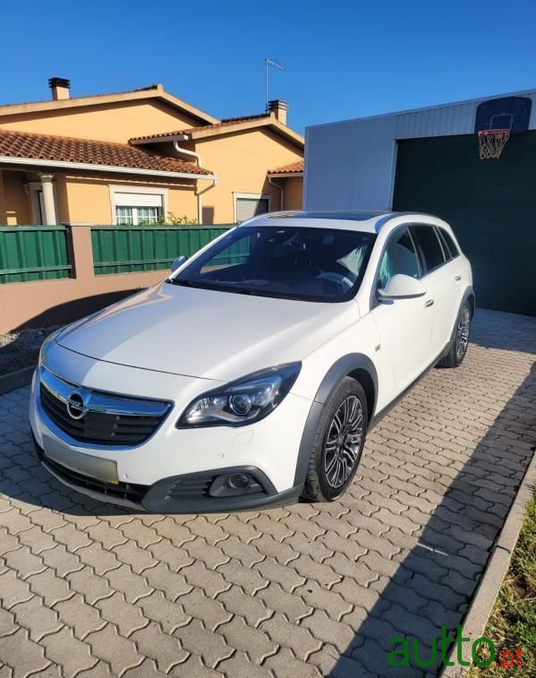 2015' Opel Insignia Sports Tourer photo #4