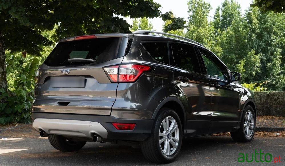 2018' Ford Kuga photo #4