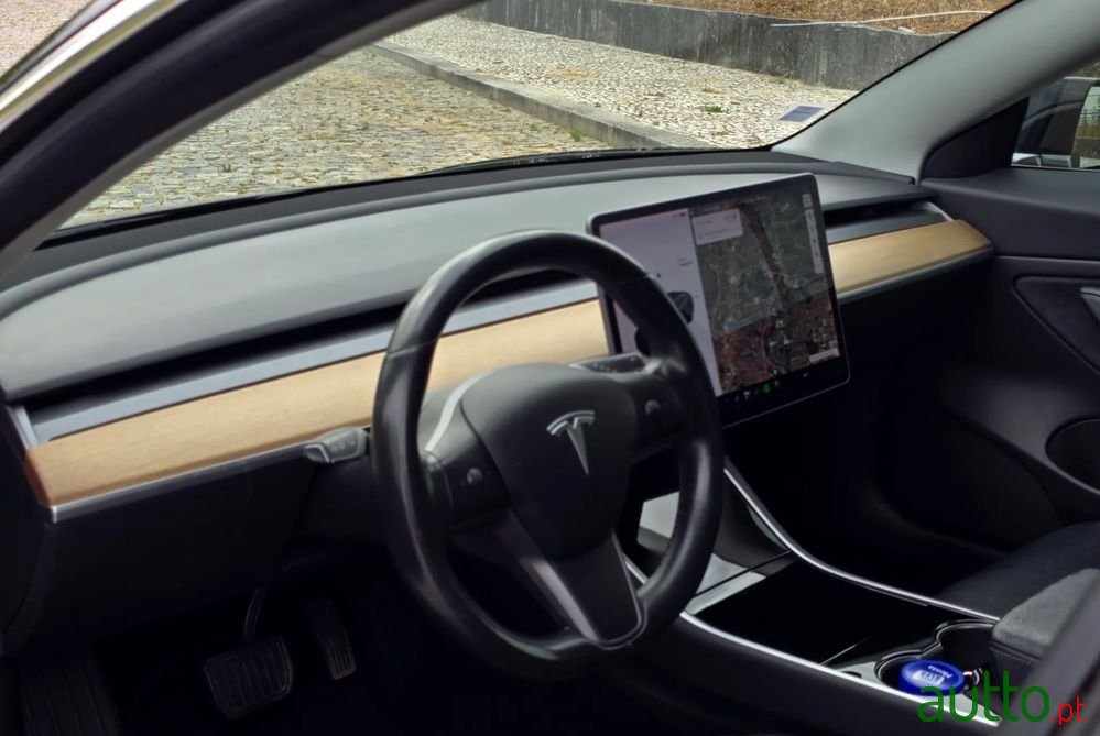 2019' Tesla Model 3 Standard Rwd photo #6