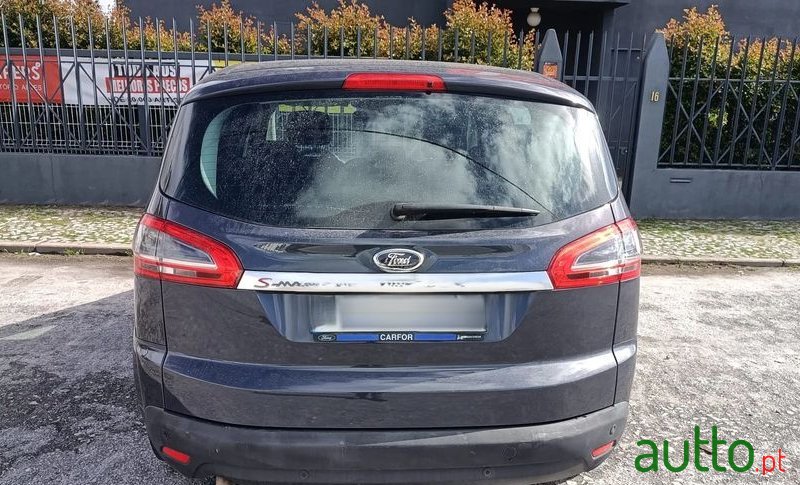 2011' Ford S-Max photo #5