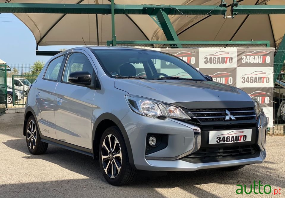 2021' Mitsubishi Space Star photo #1