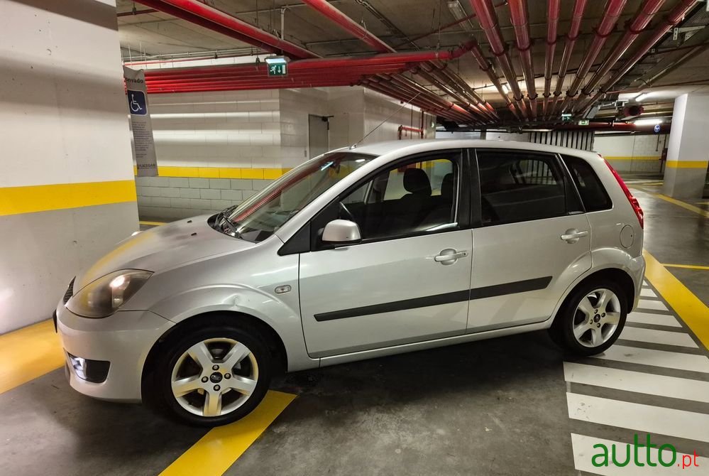 2007' Ford Fiesta 1.25 Trend photo #2