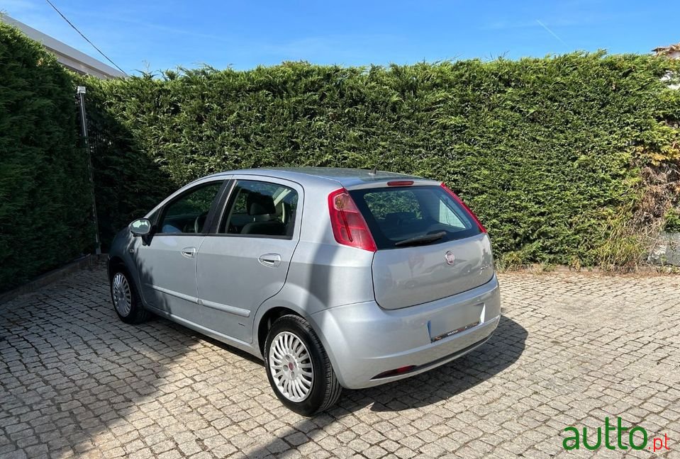 2008' Fiat Grande Punto photo #4