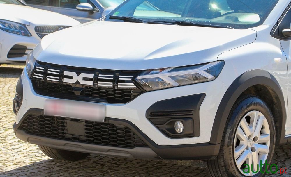 2023' Dacia Jogger photo #6