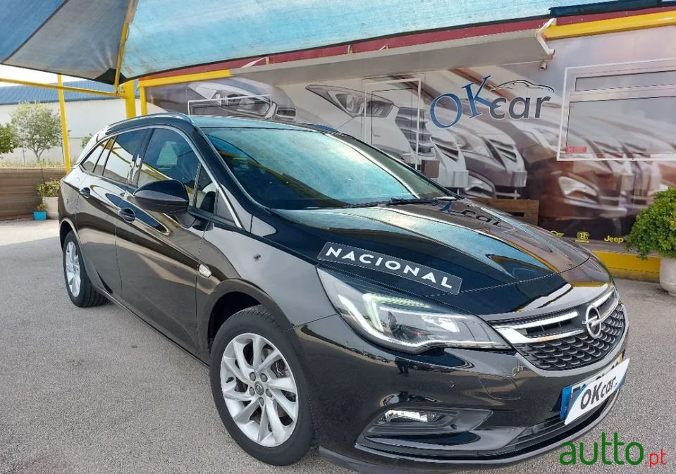2017' Opel Astra Sports Tourer photo #1