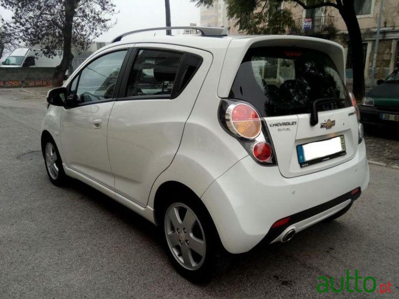 2011' Chevrolet Spark Bi-Fuel photo #1