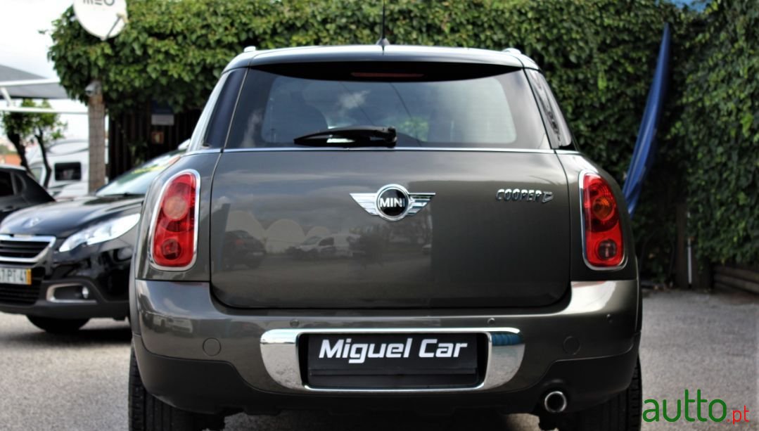 2011' MINI Countryman photo #4