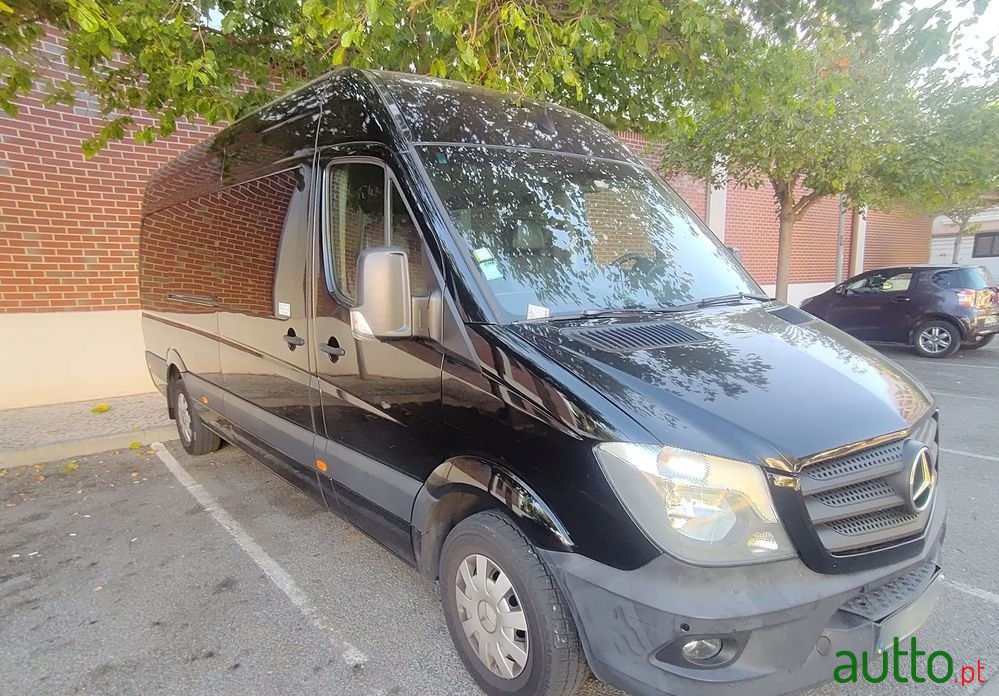 2017' Mercedes-Benz Sprinter photo #3