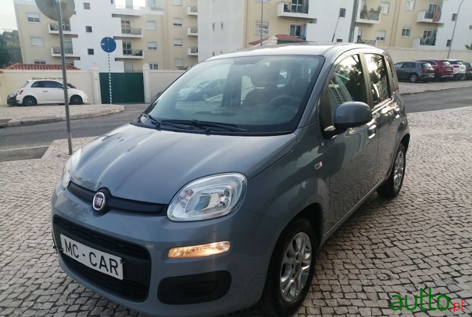 2019' Fiat Panda photo #2