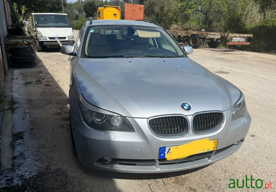 2007' BMW 520 photo #1