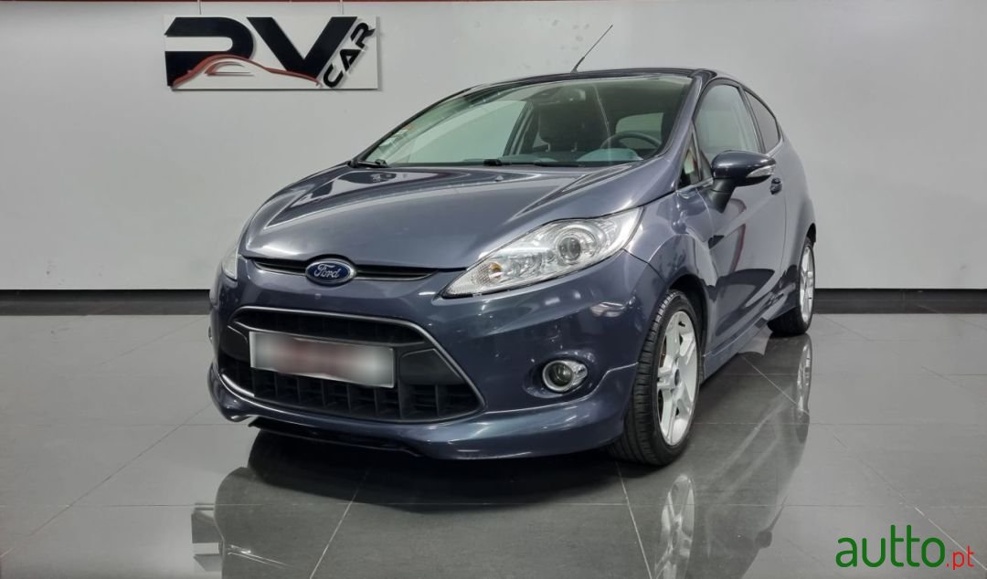 2010' Ford Fiesta photo #1