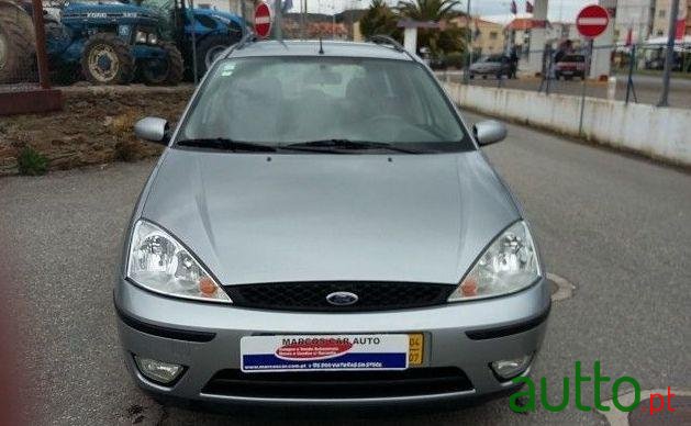 2004' Ford Focus Sw photo #4