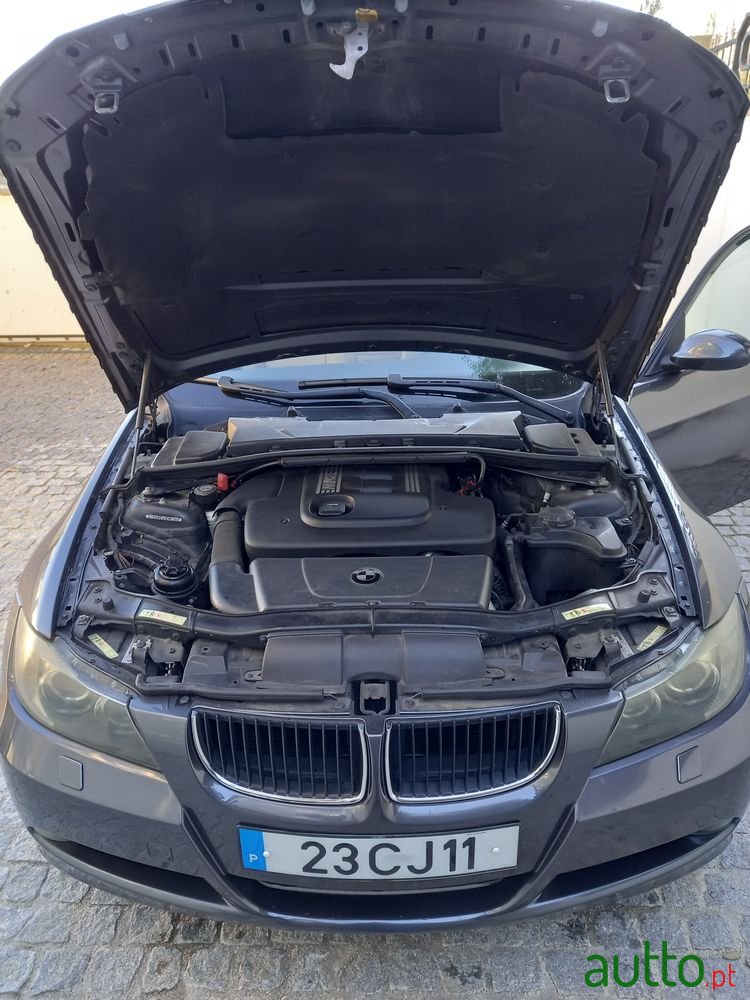 2006' BMW 320 photo #6