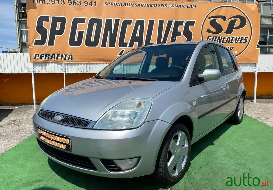 2005' Ford Fiesta photo #1