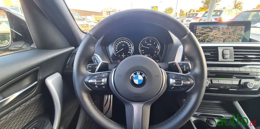 2017' BMW 120 D Xdrive Pack M photo #5