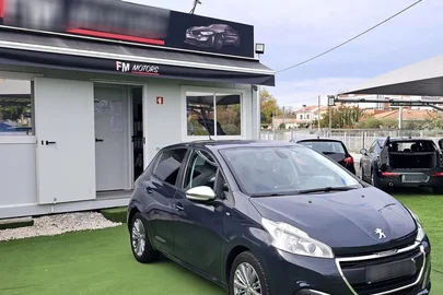 2017' Peugeot 208 1.2 Puretech Active