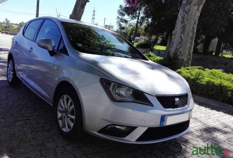 2013' SEAT Ibiza photo #4