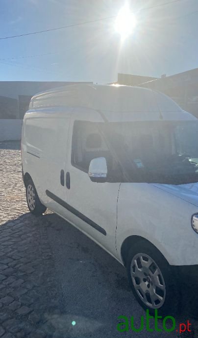 2017' Fiat Doblo photo #5