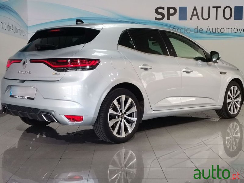 2021' Renault Megane photo #5