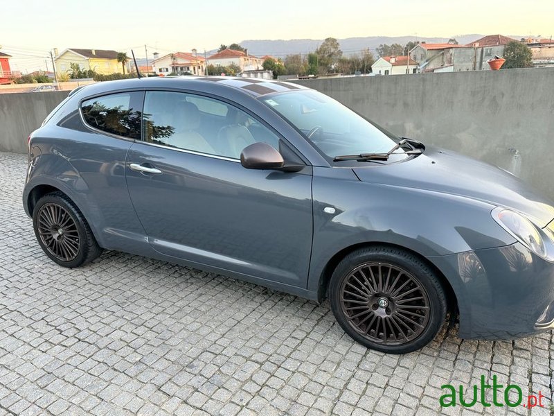 2016' Alfa Romeo MiTo photo #2